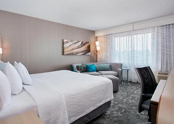 Courtyard By Marriott Detroit Pontiac/Auburn Hills