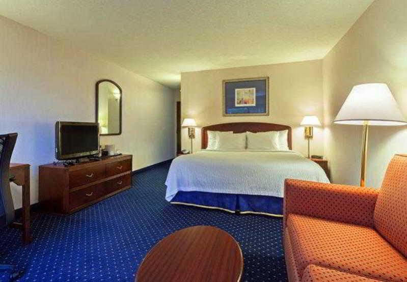 Hotel Courtyard By Marriott Detroit Pontiac/auburn Hills Pontiac